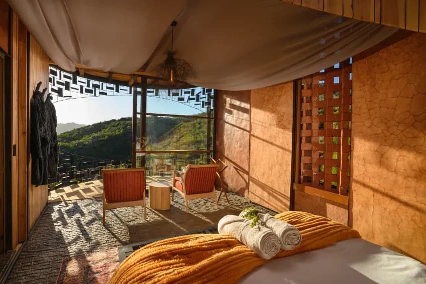 Aardts Nightfall Cabin interior with hand-crafted furnishings