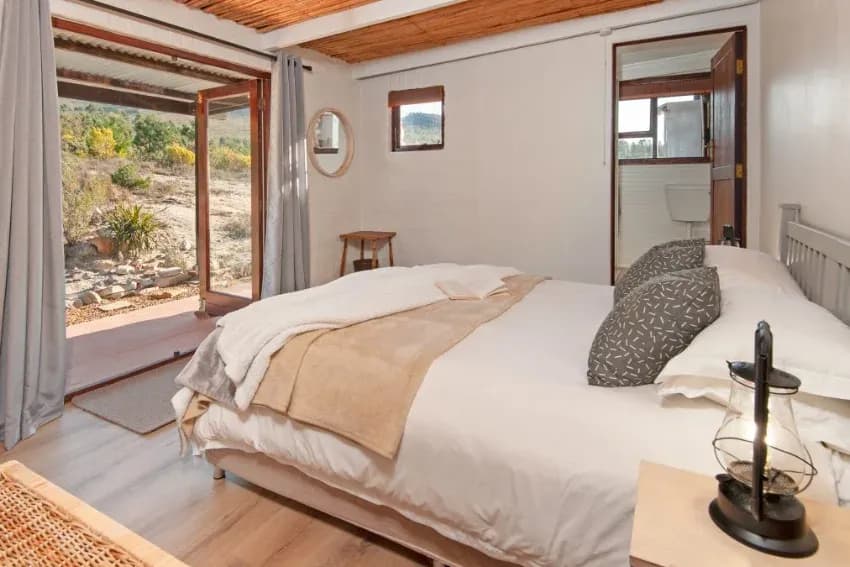 Black Eagle Lodges bedroom interior