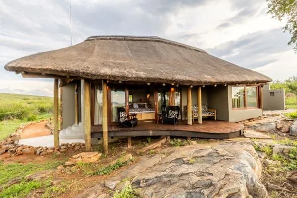 Buffalo Ridge Safari Lodge accommodation