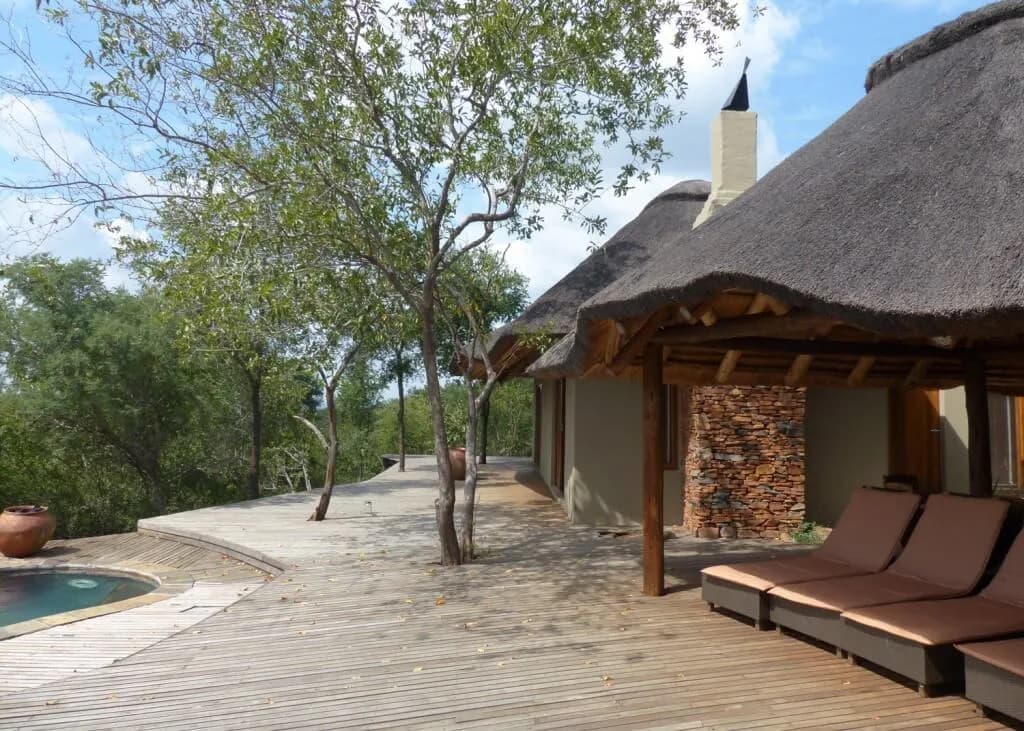 Etali Safari Lodge family suite deck