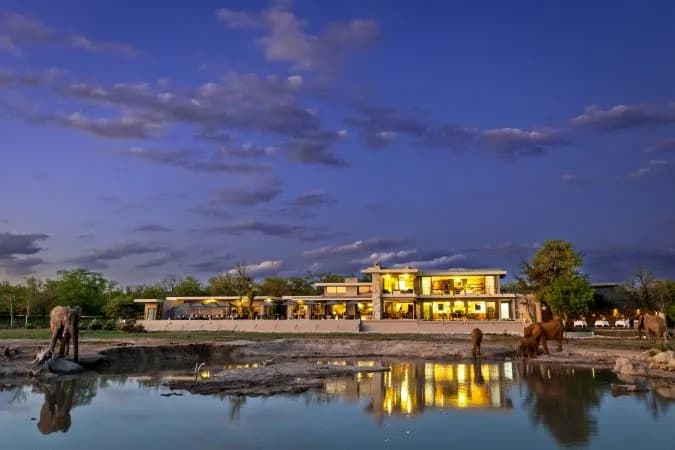 Jamala Madikwe Royal Safari Lodge at dusk