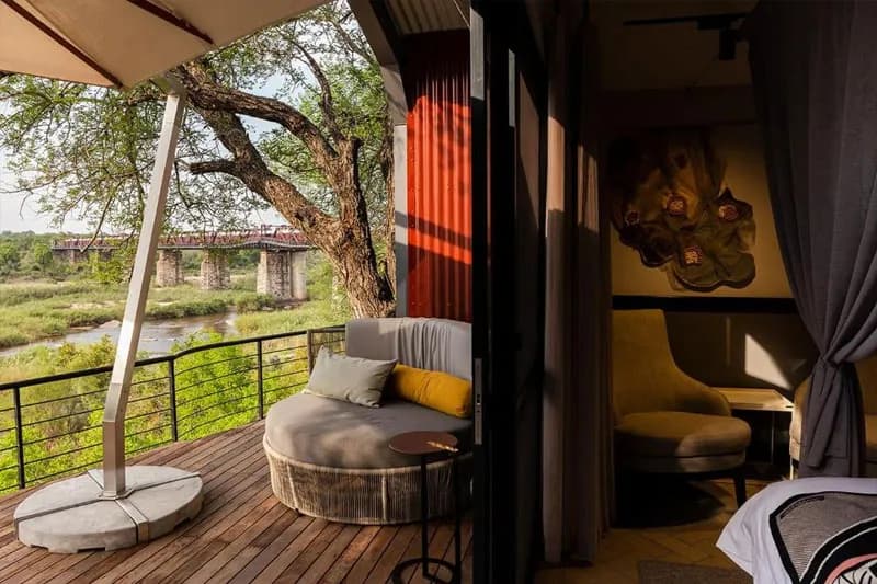 Kruger Shalati Bridge House suite balcony