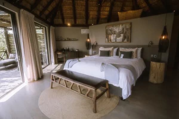 Laluka Safari Lodge image