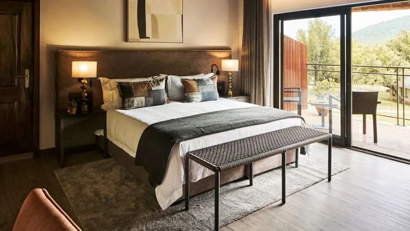 Letamo Lodge deluxe suite