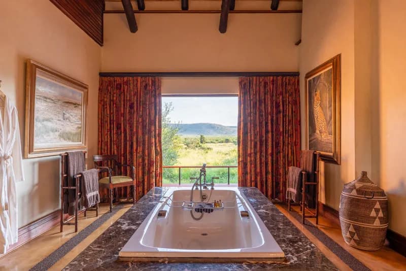 Suite bathroom at Mateya Safari Lodge