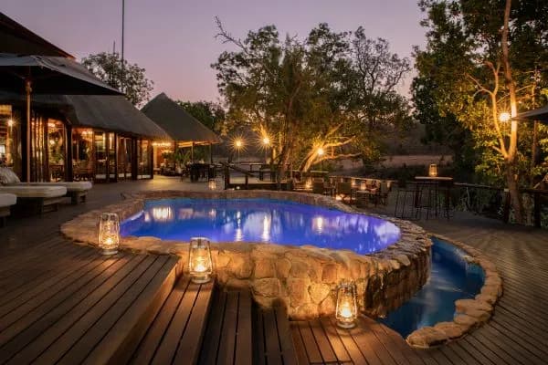 Ndlovu Safari Lodge swimming pool