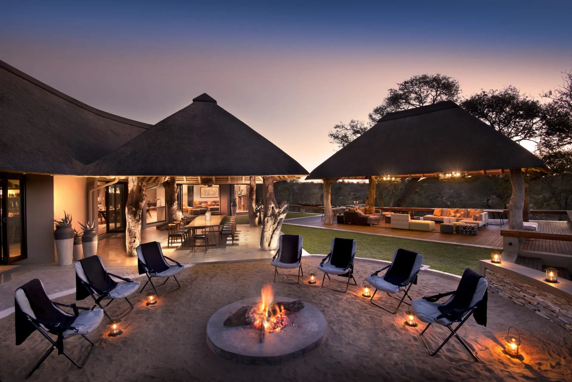 Rockfig Safari Lodge firepit setting