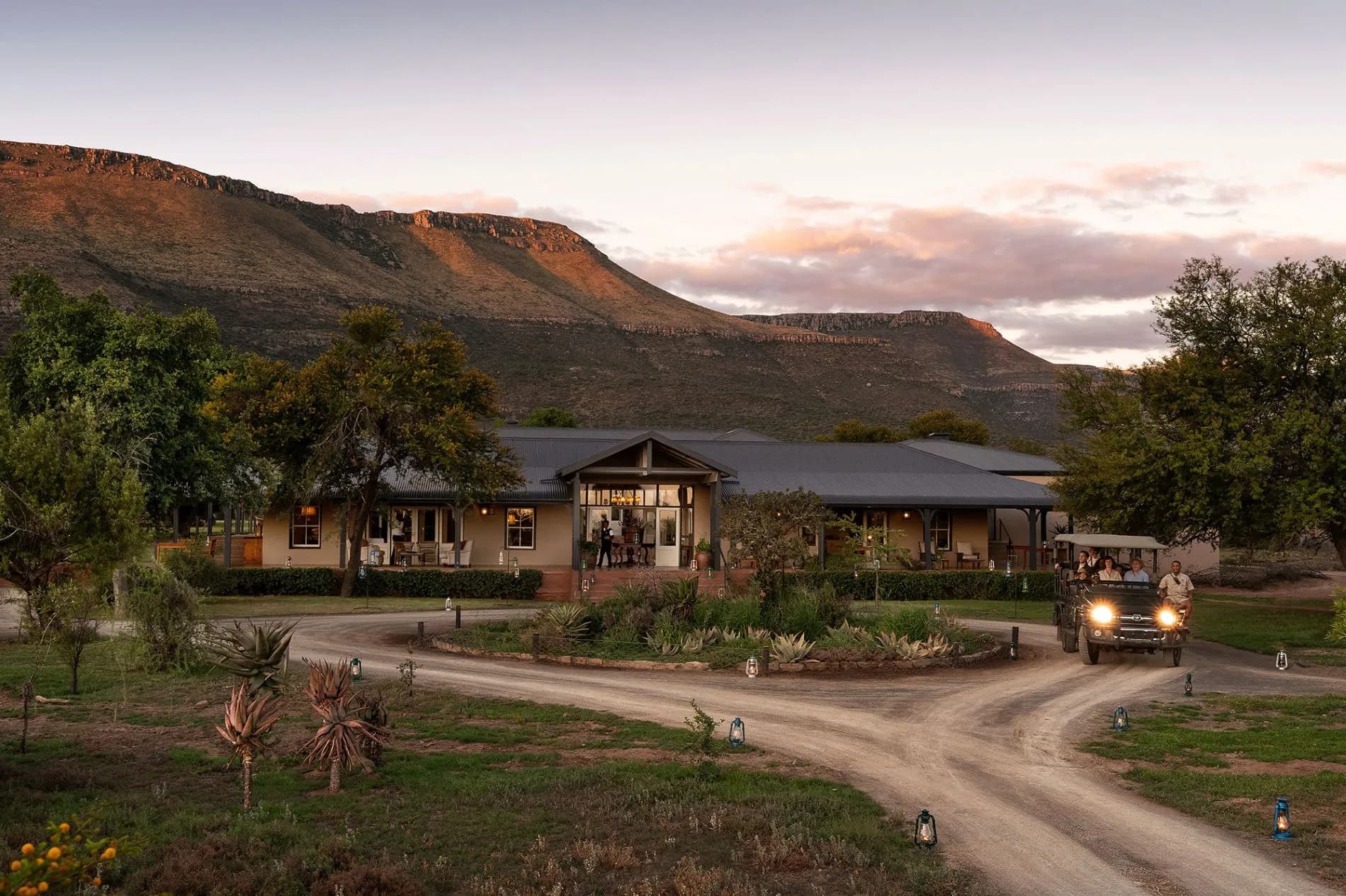 Samara Karoo Lodge arrival view
