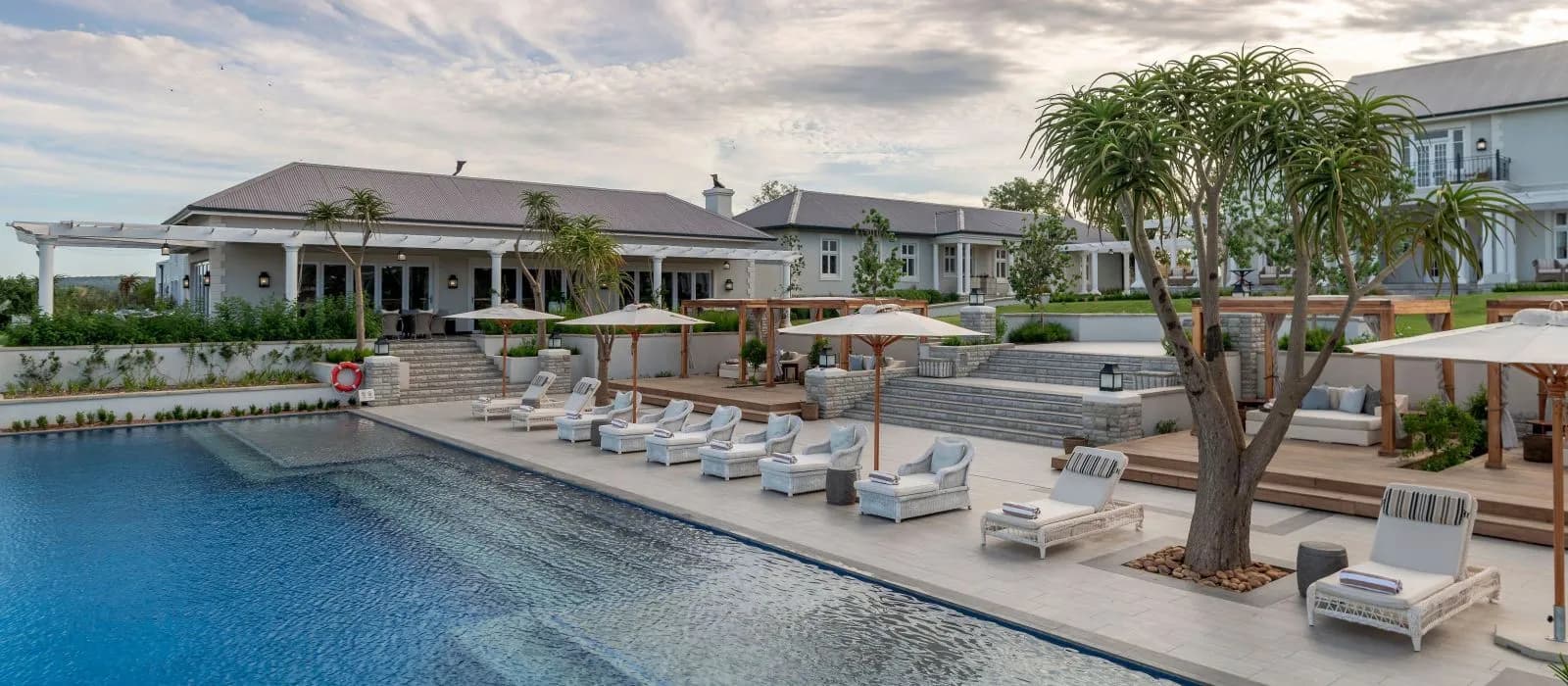 Shamwari Long Lee Manor exterior view