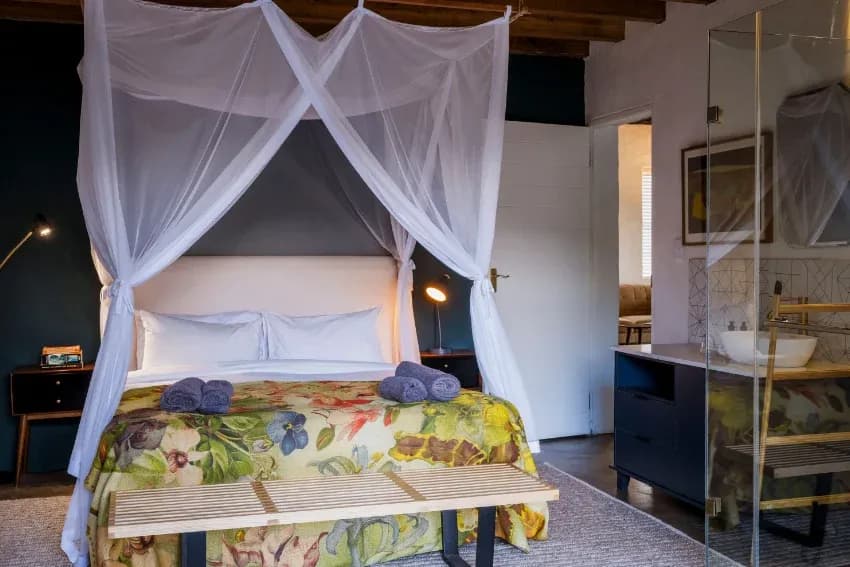 Bedroom at Waterblom cottage